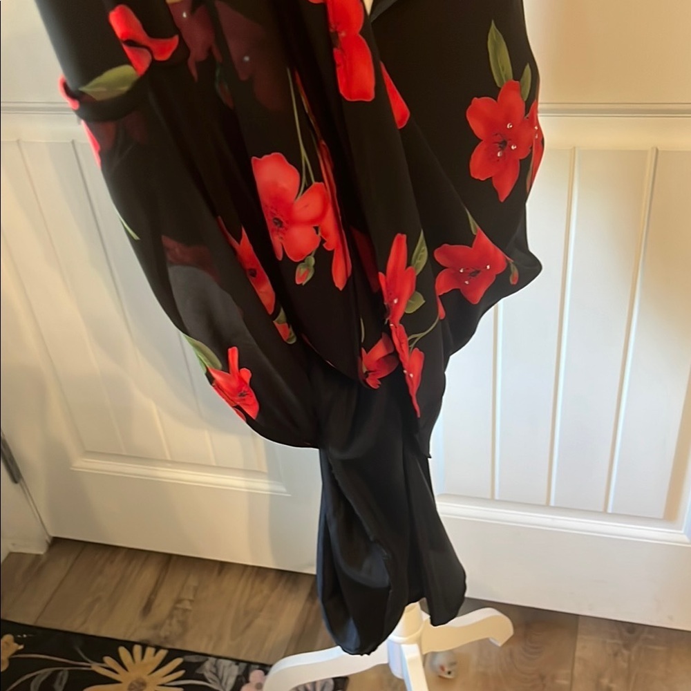 BETSY & ADAM Women's Red/Black Floral w/rhinestones sleeveless SZ 6 Maxi Dress - Picture 10 of 13